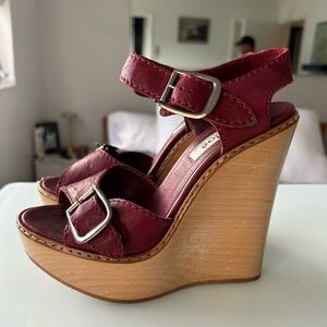 CHLOÉ Red Wedges 7.5